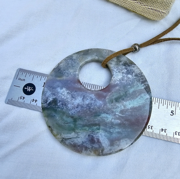 Green Moss Agate Round Disc pendant - Picture 2 of 11